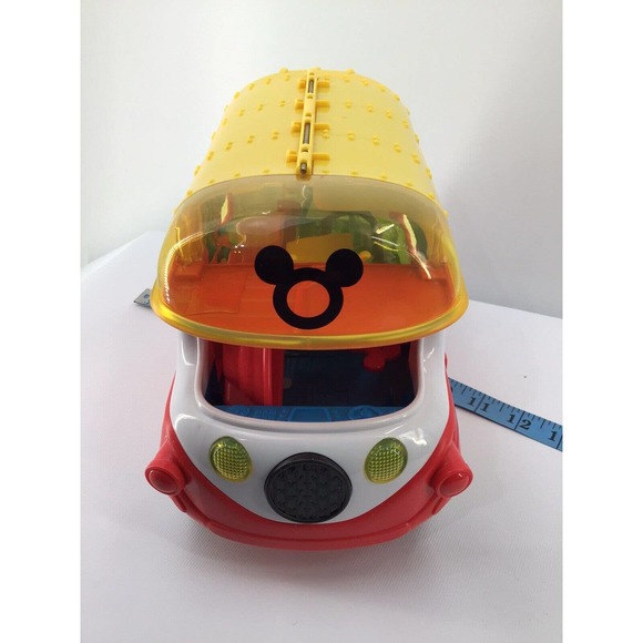 Disney RED BUS Accessories Boat Included Toy Vehicle Car - Picture 2 of 12